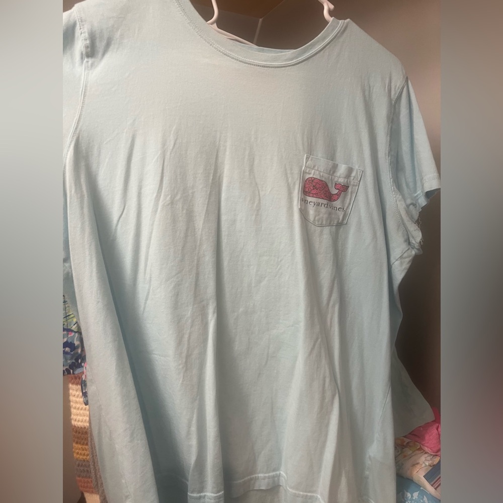 women’s tshirt